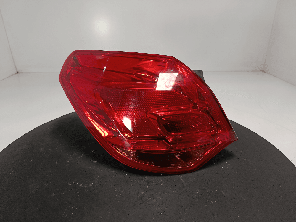 Фонарь задний левый к Opel Astra J (09-12)
