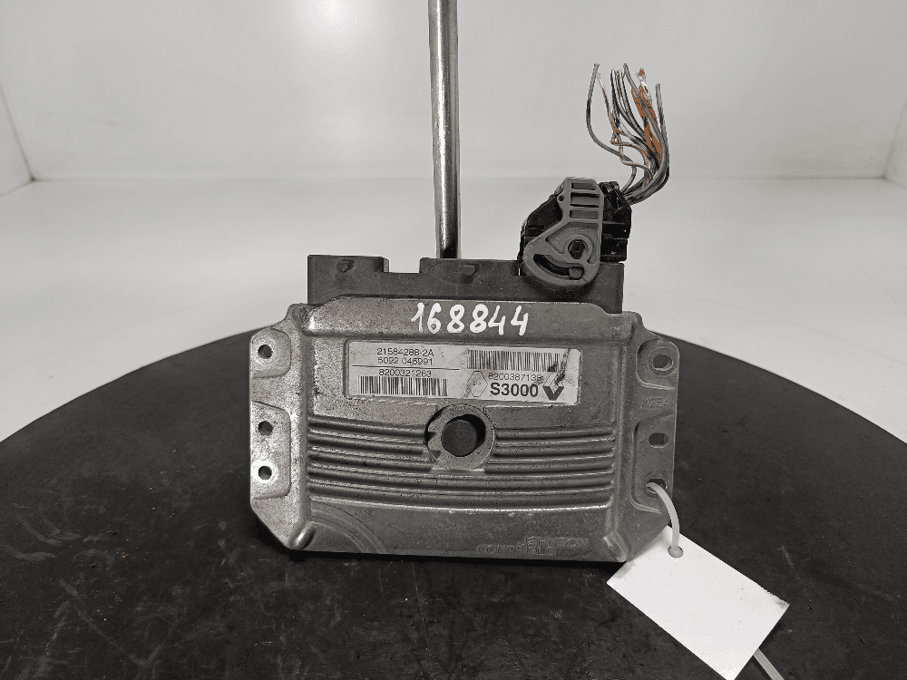 Блок управления двигателем к Renault Megane 2 (02-06)