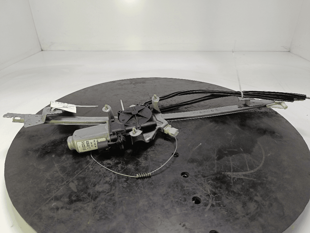 Стеклоподъемник передний правый к Renault Scenic 1 Рестайлинг (99-03)