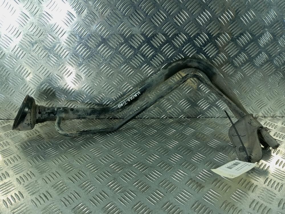 Горловина топливного бака к Nissan  Almera Tino (00-06)