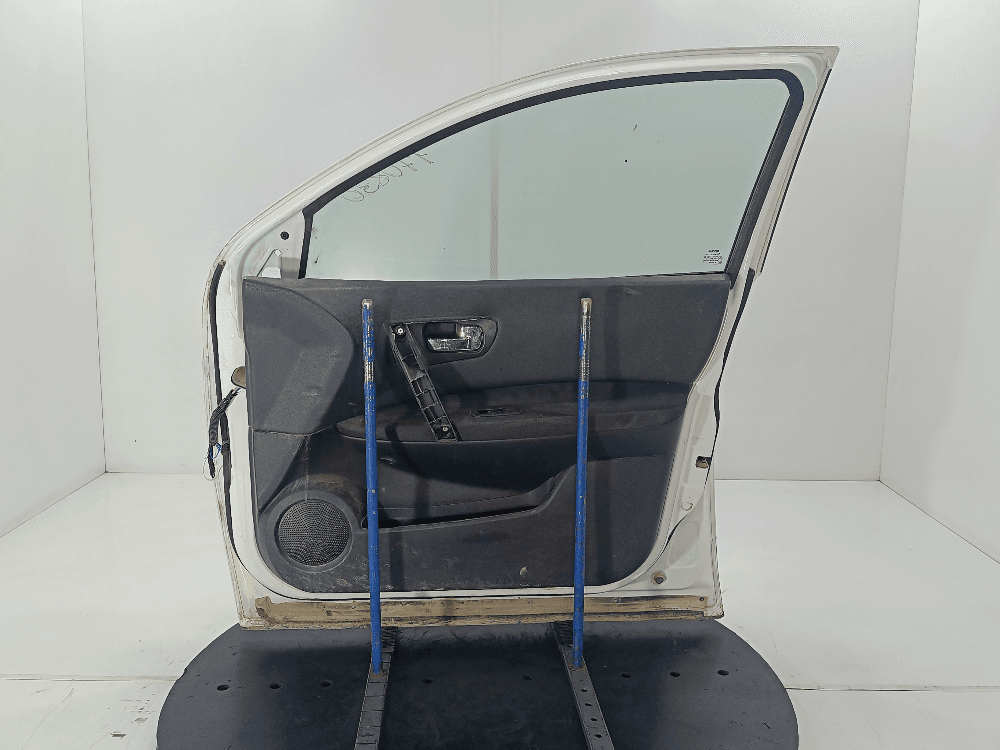 Дверь передняя правая к Nissan  Qashqai 1 (07-10)