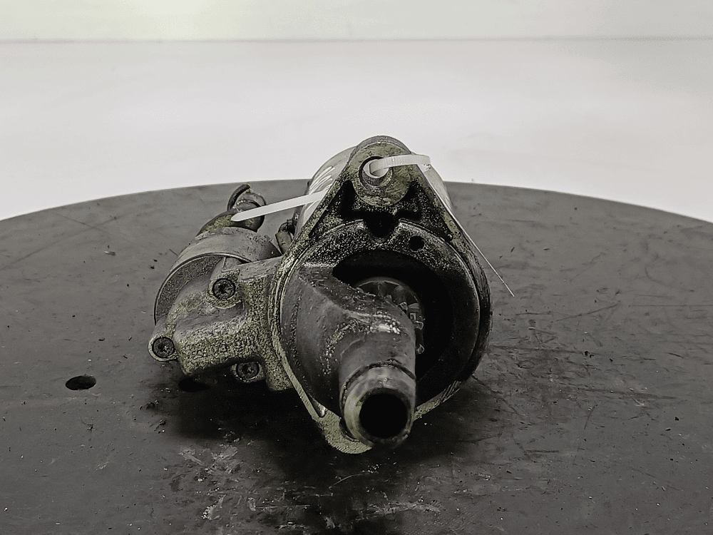 Стартер к Audi A4 B6 (01-05)