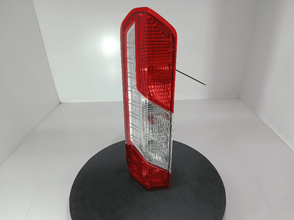 Фонарь задний правый к Ford Transit 4 (13-24)