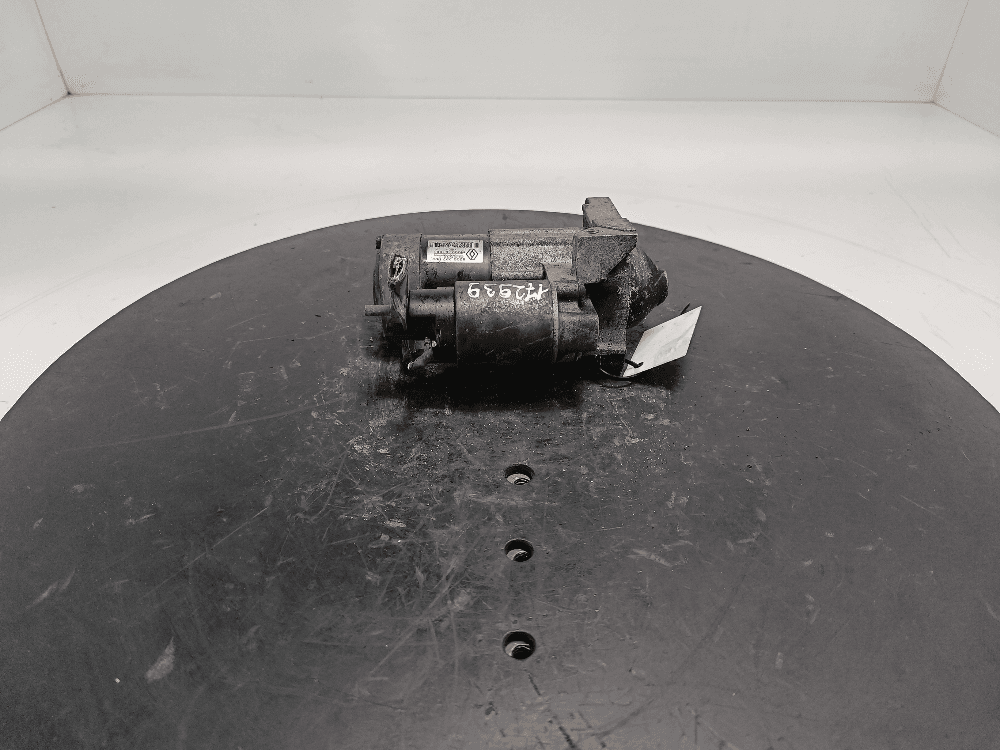 Стартер к Renault Megane 2 (02-06)