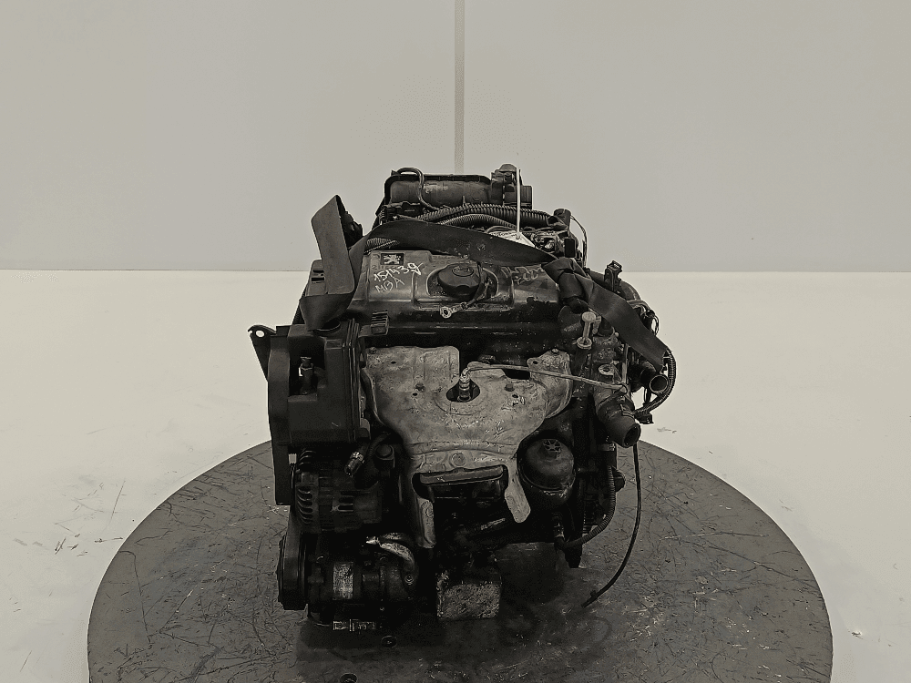 Двигатель к Peugeot 206 1 (98-03)