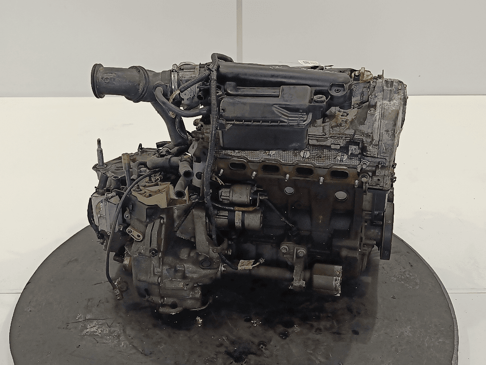 Двигатель к Renault Scenic 2 (03-06)