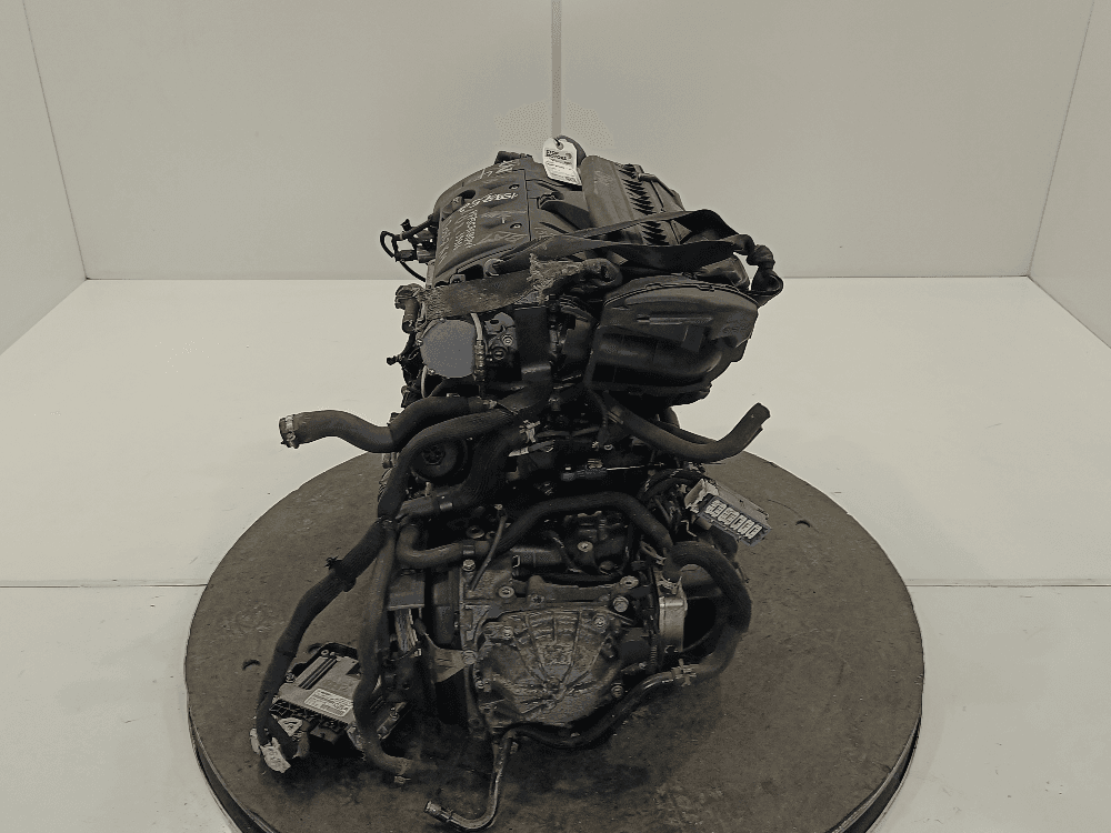 Двигатель к Peugeot 208 1 (12-15)