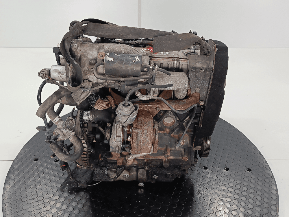 Двигатель к Renault Laguna 2 (01-05)