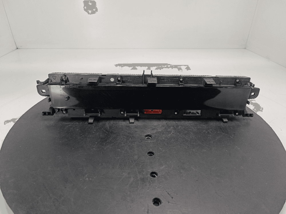 Щиток приборов (приборная панель) к Renault Scenic 2 (03-06)