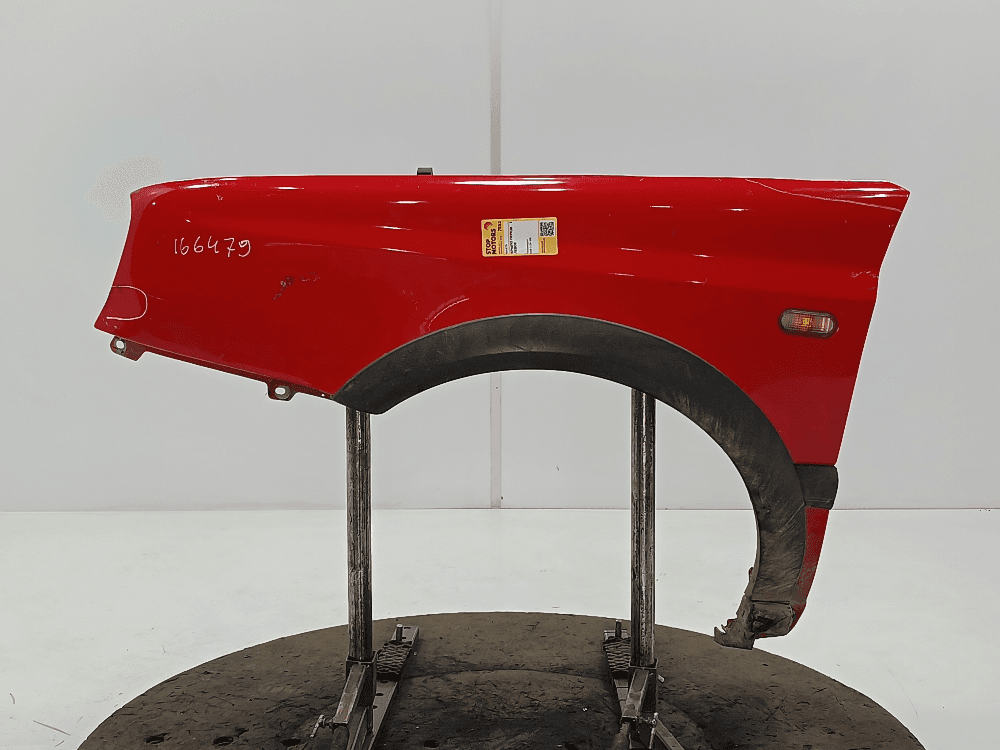 Крыло переднее левое к Volkswagen Golf 3 (91-99)