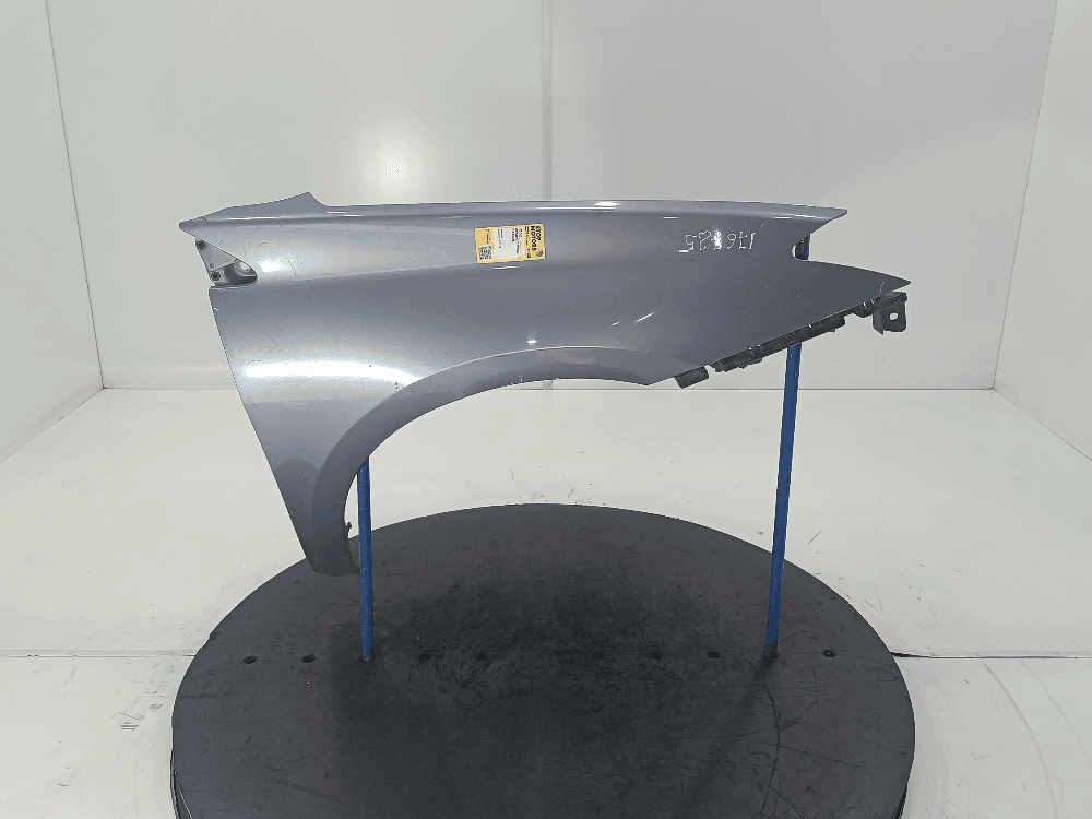 Крыло переднее правое к Renault Laguna 3 (07-11)