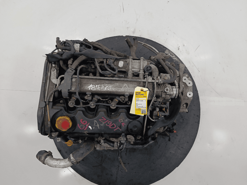 Двигатель к Opel Zafira B (05-10)