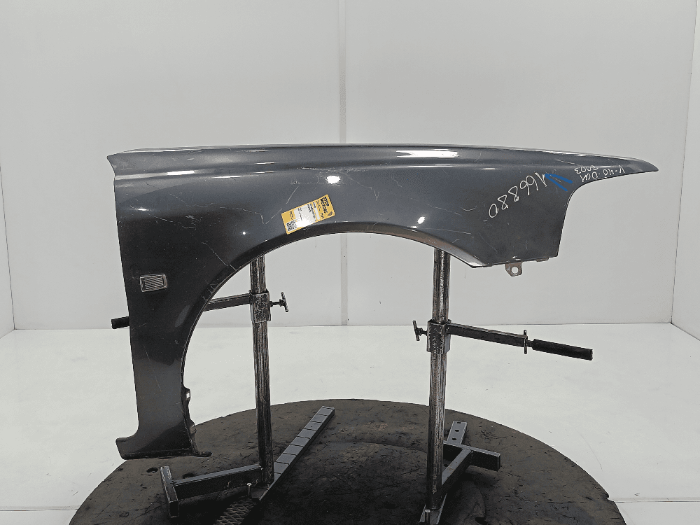 Крыло переднее правое к Volvo S40 1 Рестайлинг (00-04)