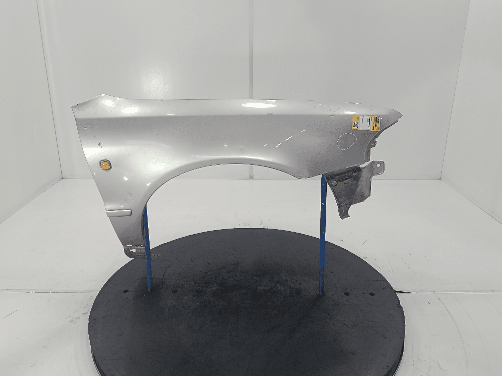 Крыло переднее правое к Audi A4 B5 (94-99)