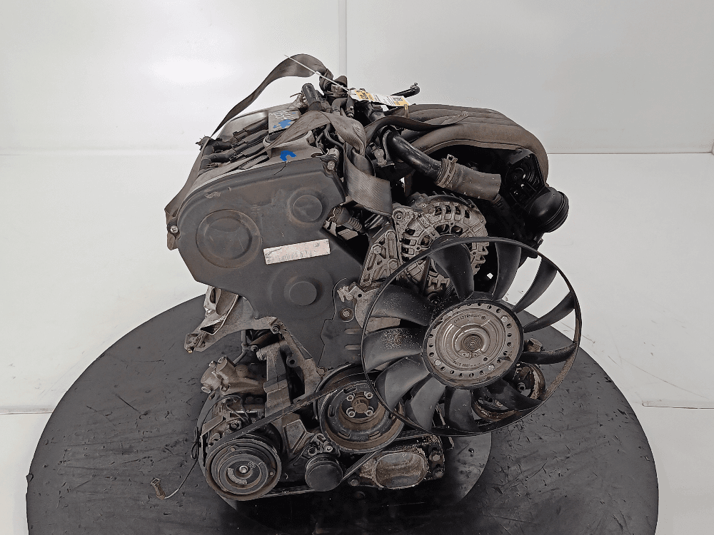 Двигатель к Audi A4 B6 (01-05)