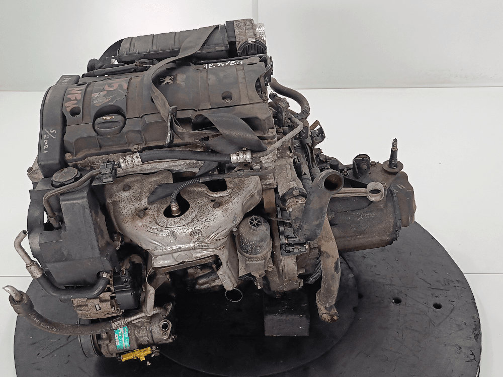 Двигатель к Peugeot 307 (01-05)