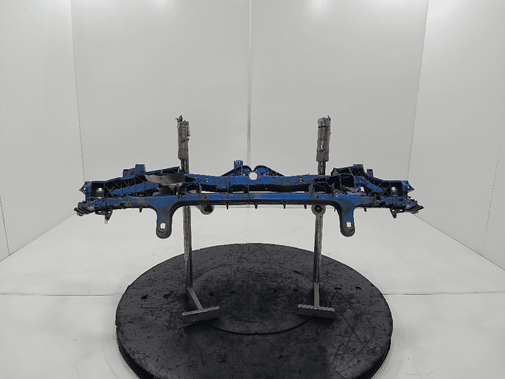 Передняя панель крепления облицовки (телевизор) к Ford C-Max 1 (03-07)