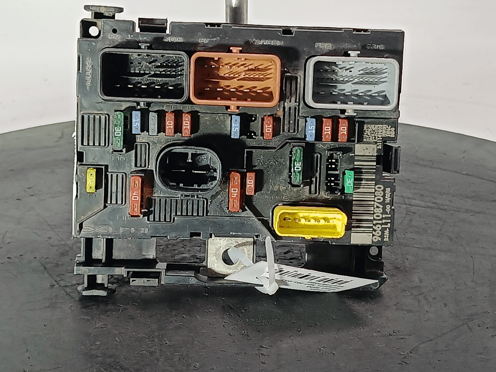 Блок BSM к Peugeot 307 (01-05)