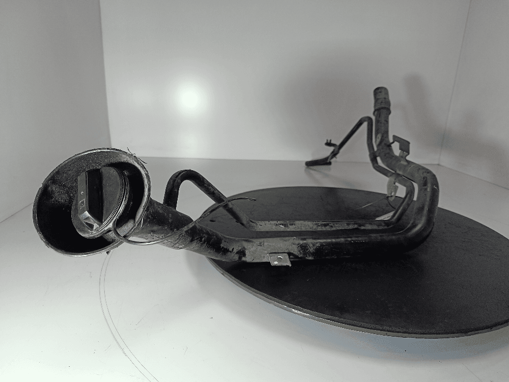 ΠΠΎΡΠ»ΠΎΠ²ΠΈΠ½Π° ΡΠΎΠΏΠ»ΠΈΠ²Π½ΠΎΠ³ΠΎ Π±Π°ΠΊΠ° ΠΊ Nissan Qashqai 1 (07-10)