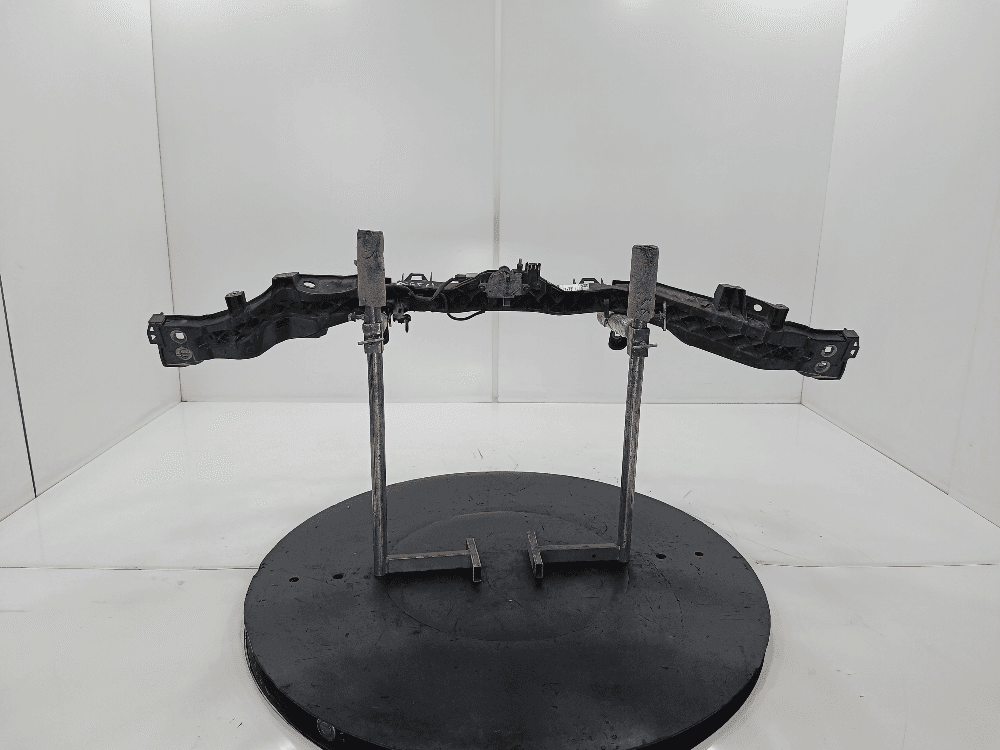 Передняя панель крепления облицовки (телевизор) к Ford C-Max 1 (03-07)