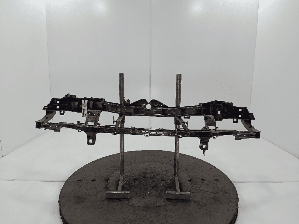 Передняя панель крепления облицовки (телевизор) к Ford Focus 2 Рестайлинг (07-11)