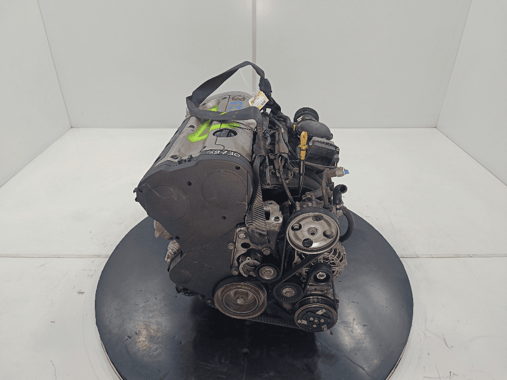 Двигатель к Citroen C5 1 (01-04)