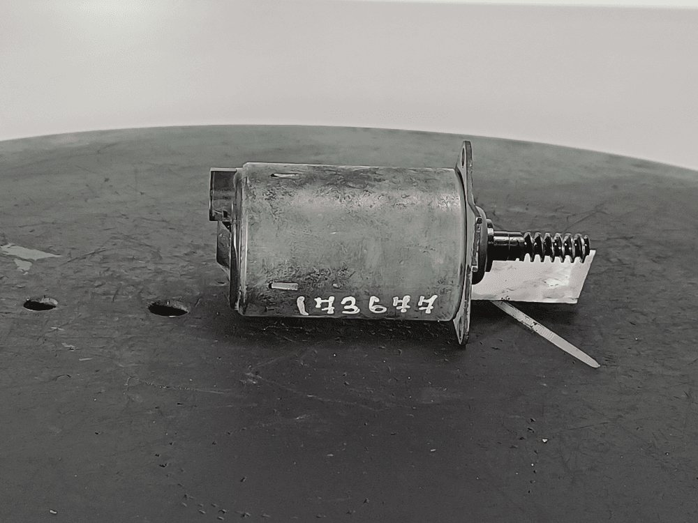 Моторчик VVT (эксцентрикового вала) к Peugeot 207 (06-09)