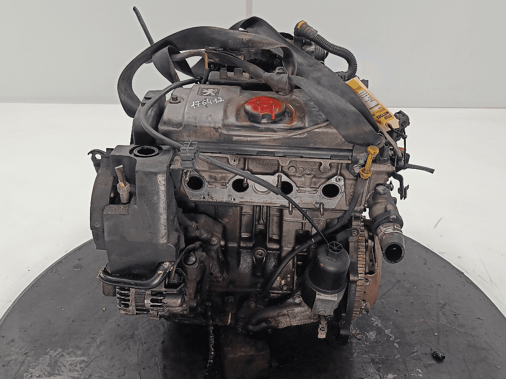 Двигатель к Peugeot 206 1 (98-03)