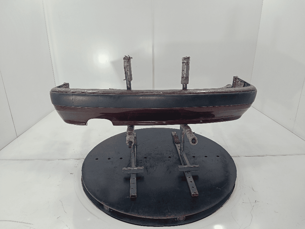 Бампер задний к Audi 80 B4 (91-96)