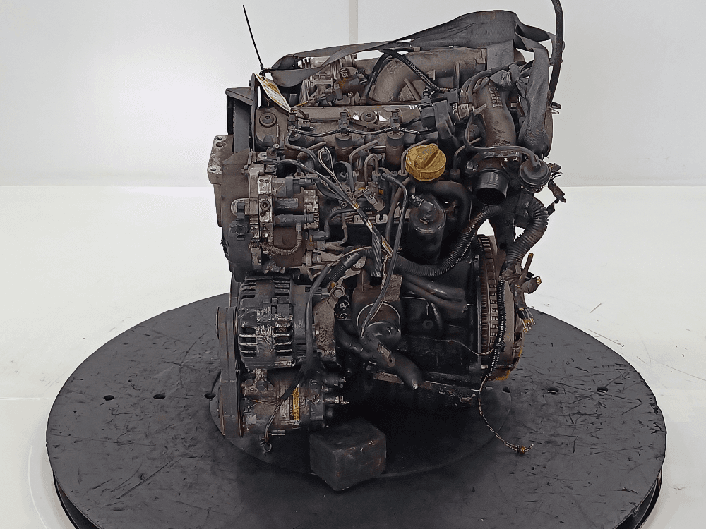 Двигатель к Renault Scenic 2 (03-06)