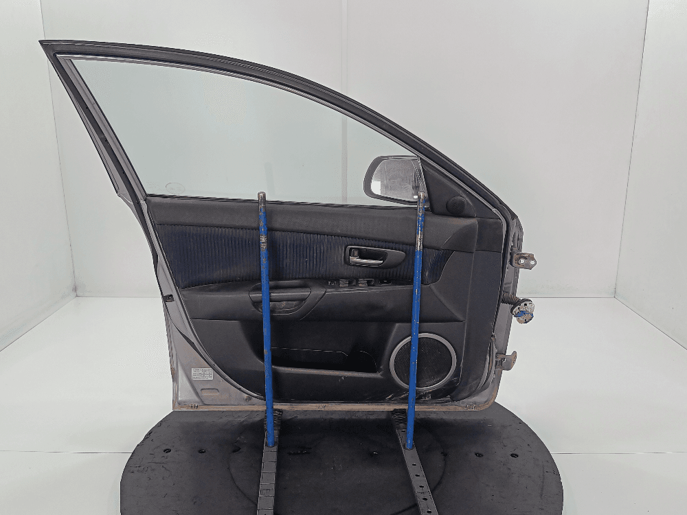 Дверь передняя левая к Mazda 3 BK (03-06)