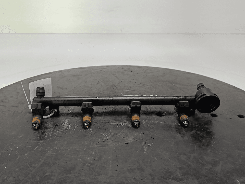 Π’ΠΎΠΏΠ»ΠΈΠ²Π½Π°Ρ ΡΠ°ΠΌΠΏΠ° ΠΊ Renault Clio 2 2-ΠΉ Π Π΅ΡΡΠ°ΠΉΠ»ΠΈΠ½Π³ (03-13)