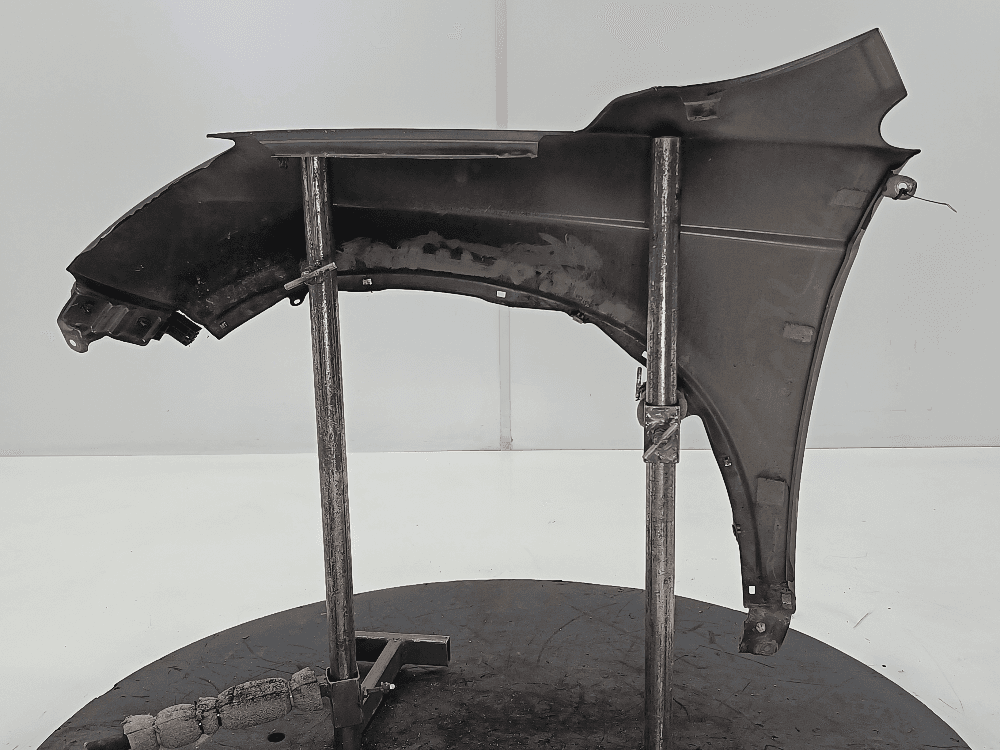 Крыло переднее правое к Honda Civic 7 (01-03)