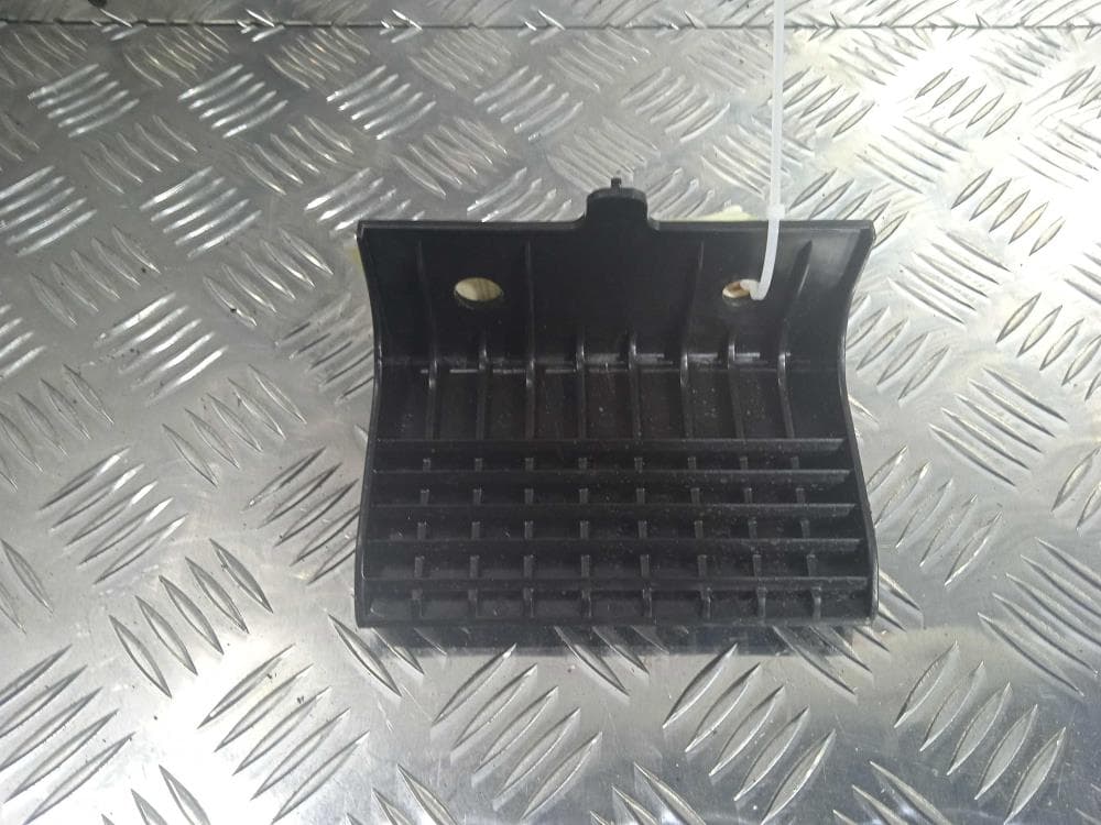 Кронштейн к Tesla Model X (15-21)