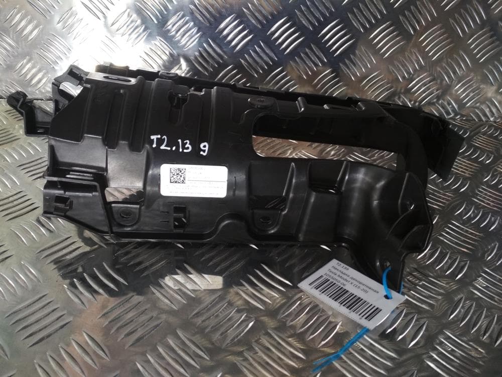 Кронштейн к Tesla Model X (15-21)