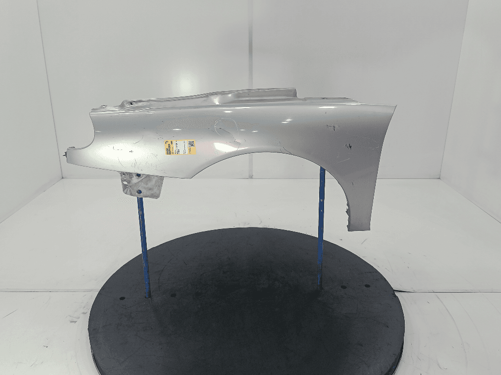 Крыло переднее левое к Renault Laguna 1 Рестайлинг (98-01)