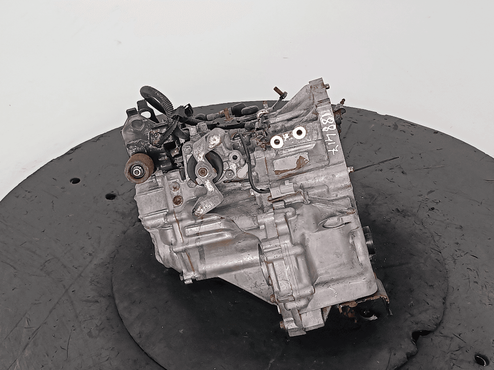 КПП механическая (МКПП) к Toyota Yaris 2 (05-09)