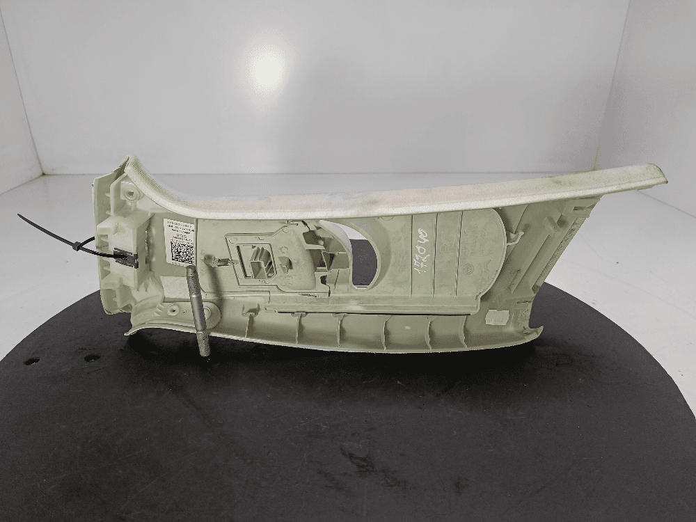 Обшивка стойки центральной правой к Volkswagen Passat B8 (14-19)