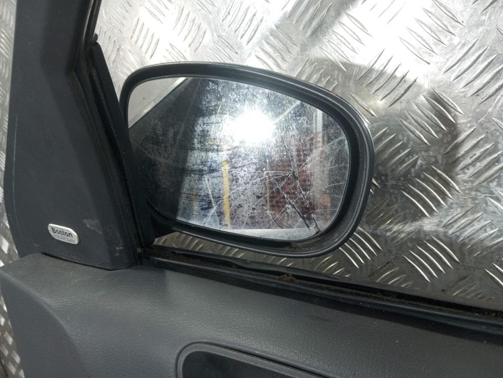 Дверь передняя правая к Chrysler 300C 1 Рестайлинг (07-12)