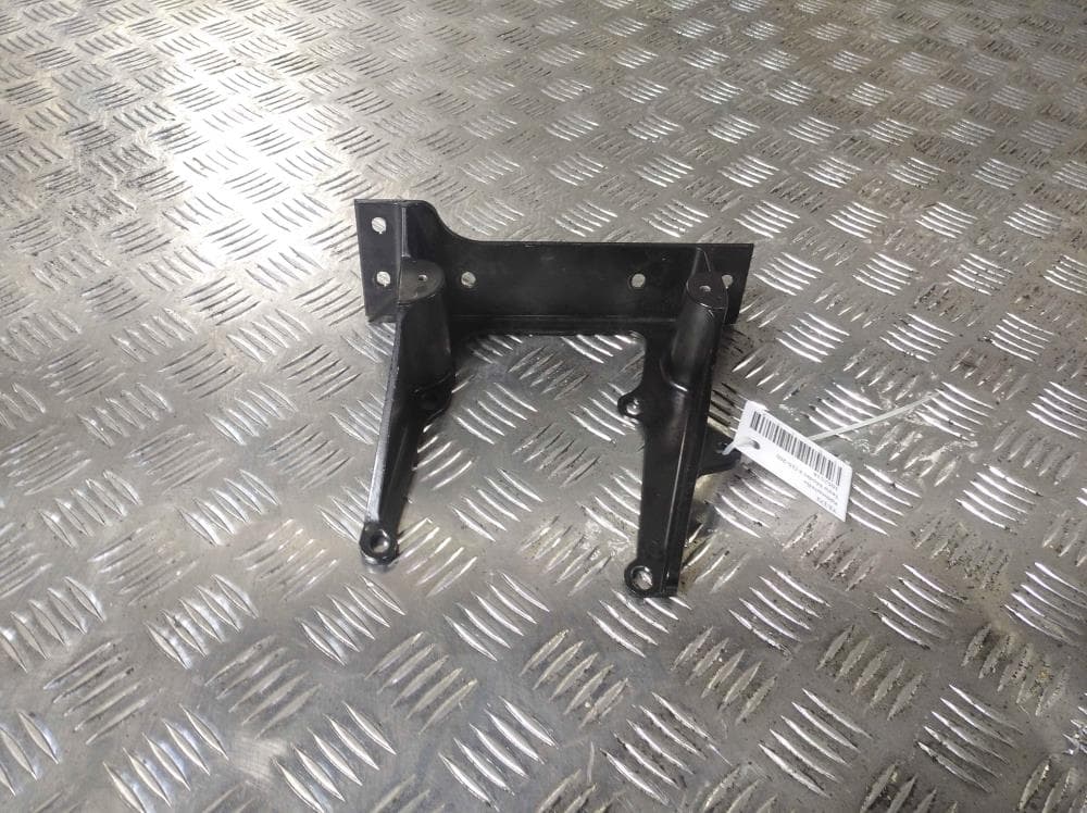 Кронштейн к Tesla Model X (15-21)