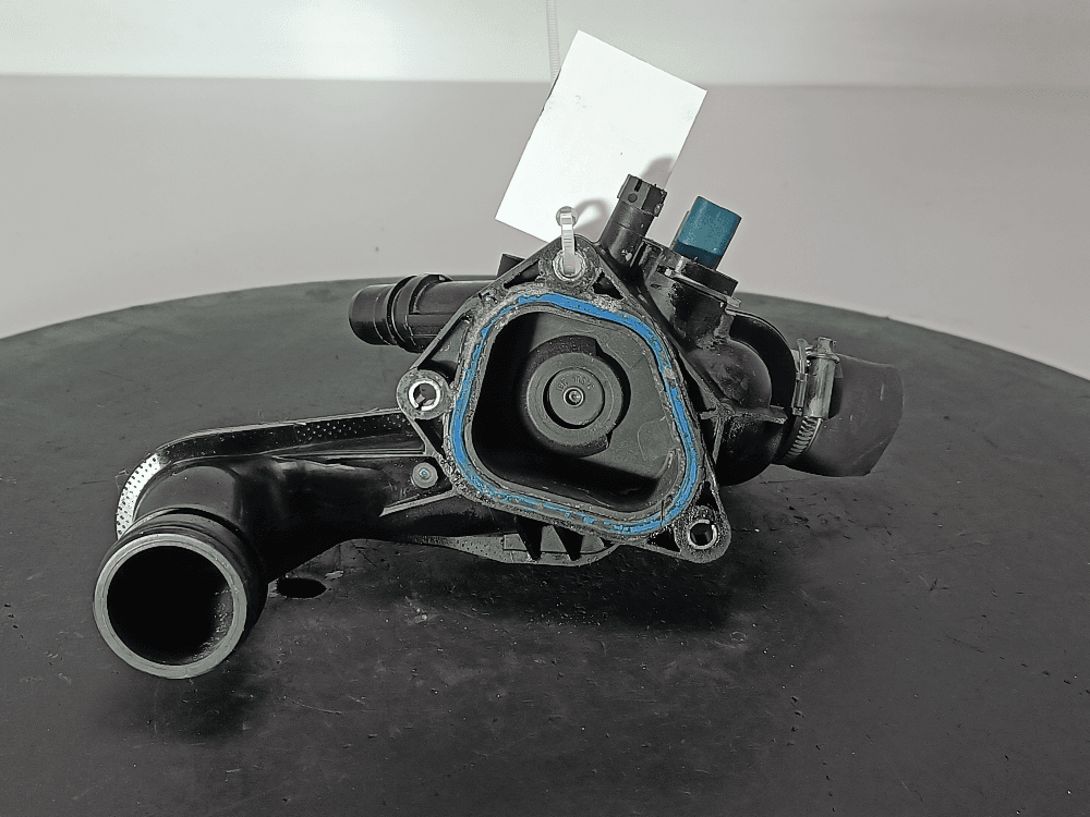Корпус термостата к Peugeot 3008 1 (10-13)
