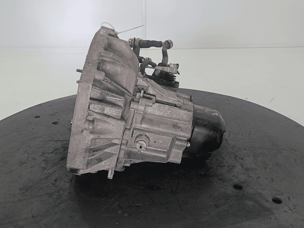 КПП механическая (МКПП) к Nissan Micra K12 (02-10)