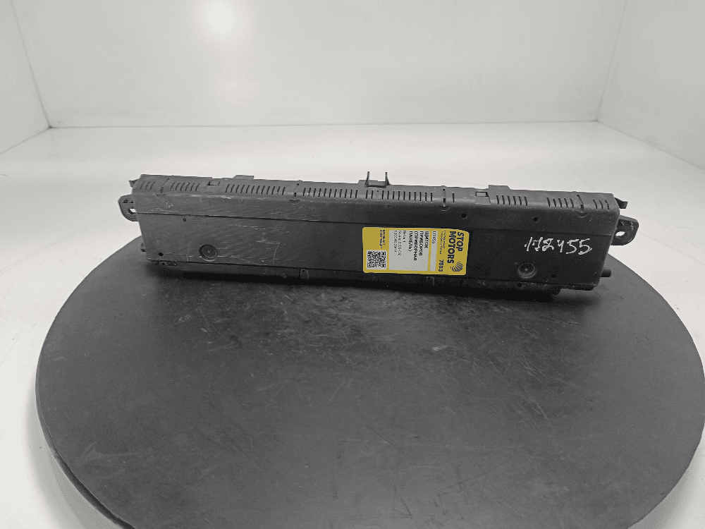 Щиток приборов (приборная панель) к Renault Scenic 2 (03-06)