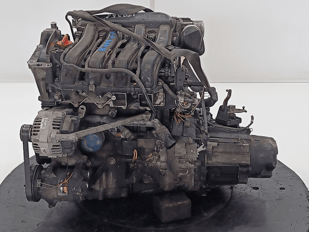 Двигатель к Renault Scenic 2 (03-06)