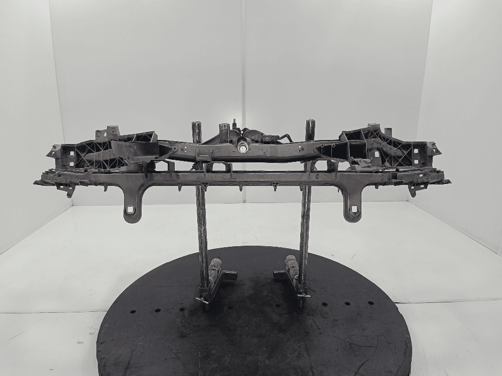 Передняя панель крепления облицовки (телевизор) к Ford C-Max 1 (03-07)