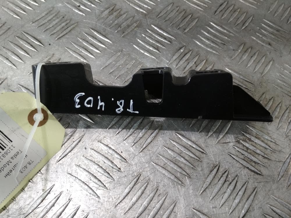 Кронштейн к Tesla Model X (15-21)