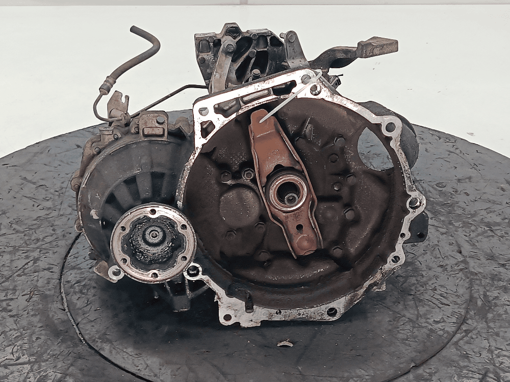 КПП механическая (МКПП) к Volkswagen Golf 5 (03-09)