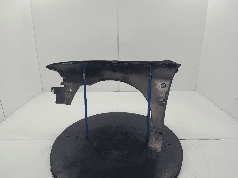 Крыло переднее правое к Audi A4 B5 (94-99)