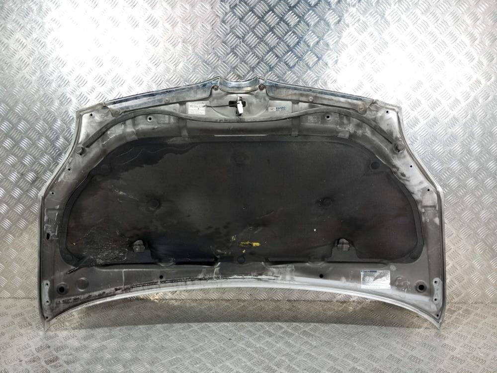 Капот к Toyota Corolla Verso 1 (01-04)