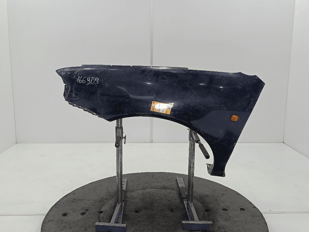 Крыло переднее левое к Audi A3 8L (96-00)